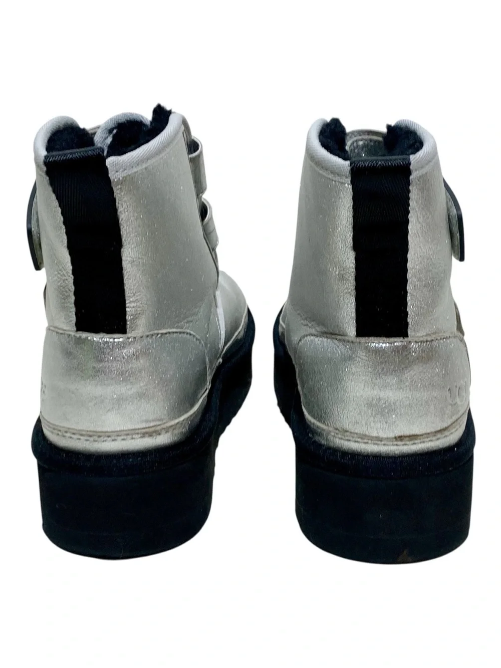 UGG #1143705K Neumel Metallic Platform Boots Sz 4 (Big Kids)